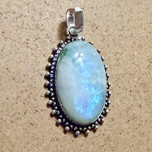 Beautiful Rainbow Moonstone Pendant Necklace